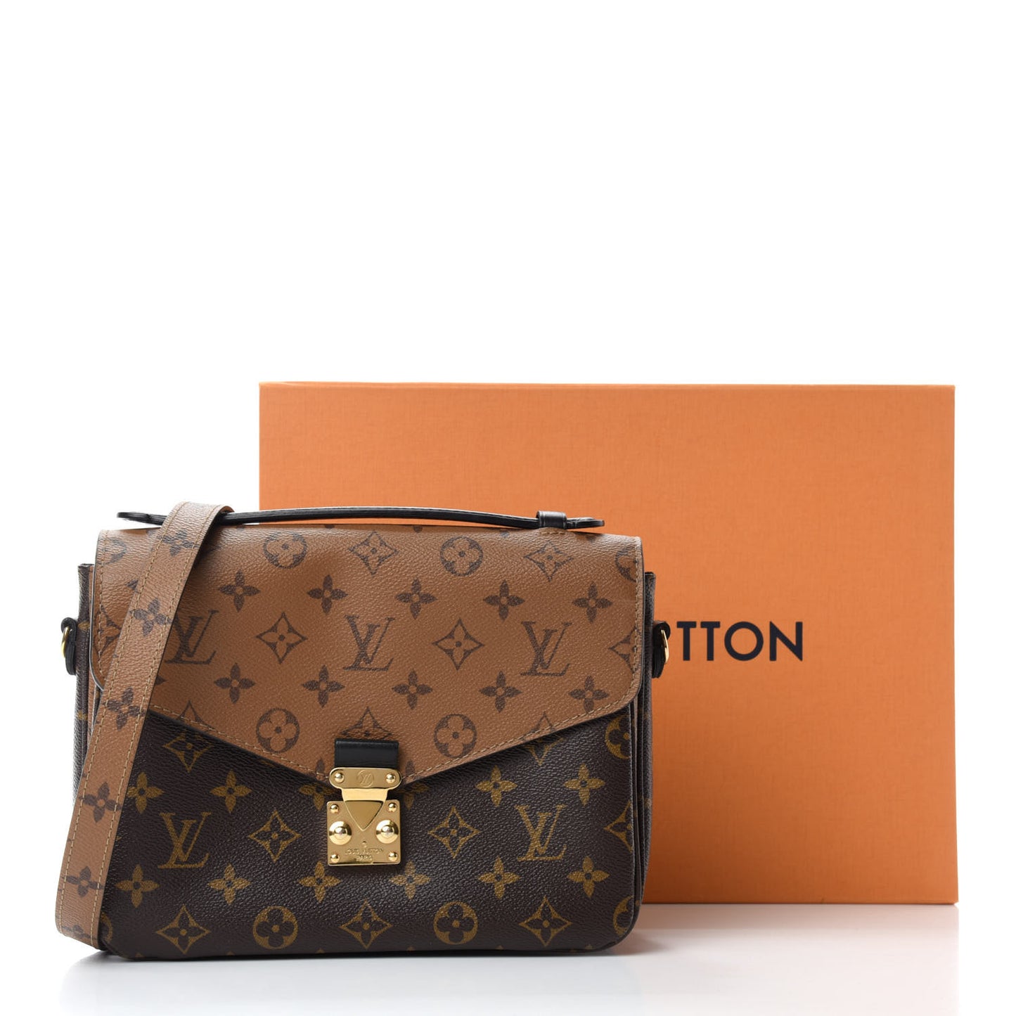 Reverse Monogram Pochette Metis