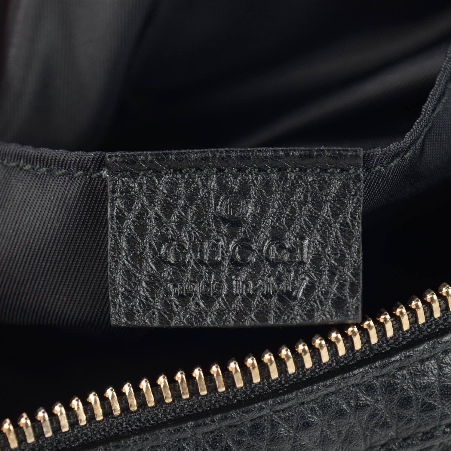 Gucci Pebbled Calfskin Soho Medium Cosmetic Case Black 6 of 7