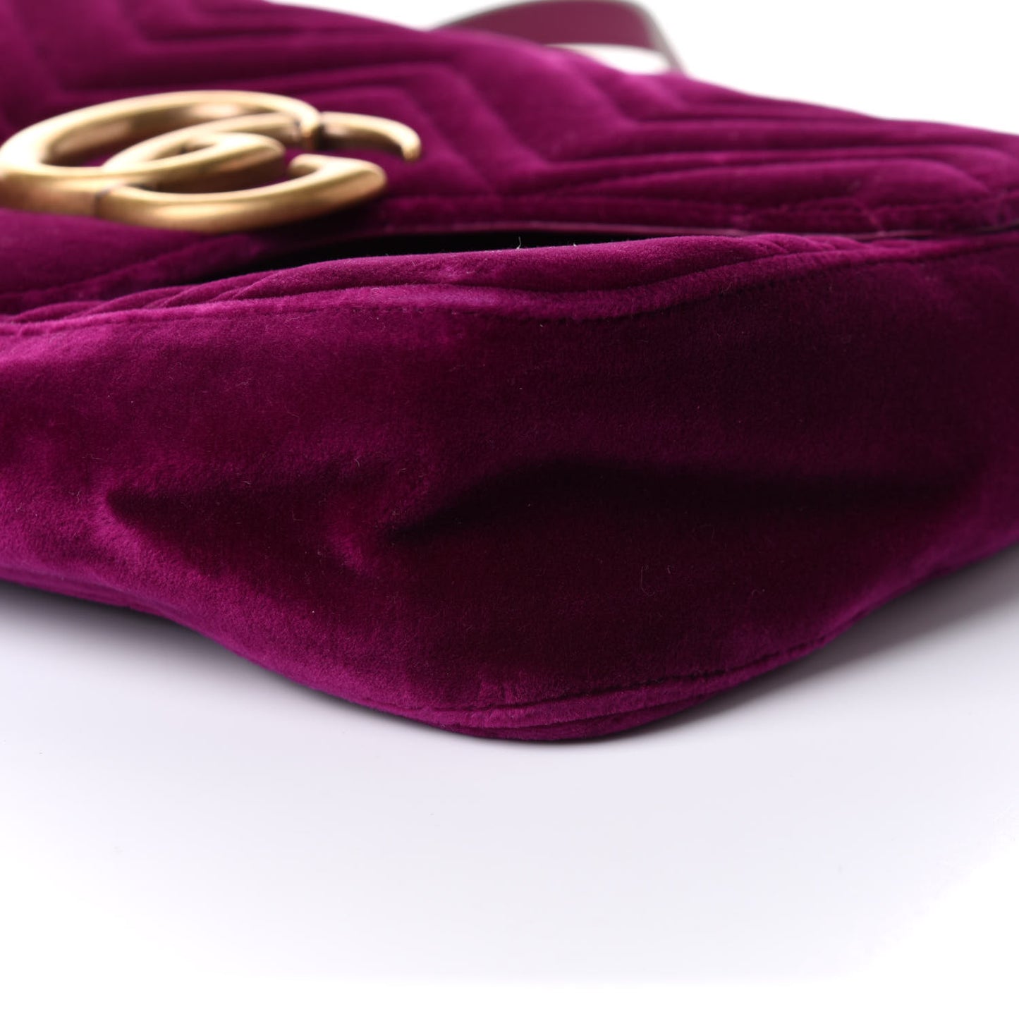 Velvet Matelasse Medium GG Marmont Shoulder Bag Fuchsia Violet Cyclamen