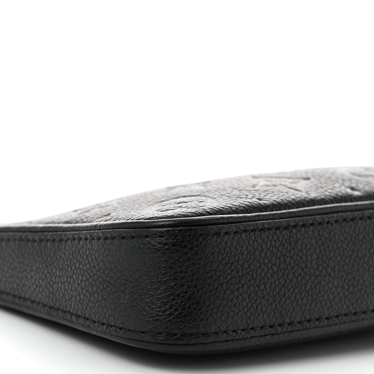 Empreinte Easy Pouch On Strap Black