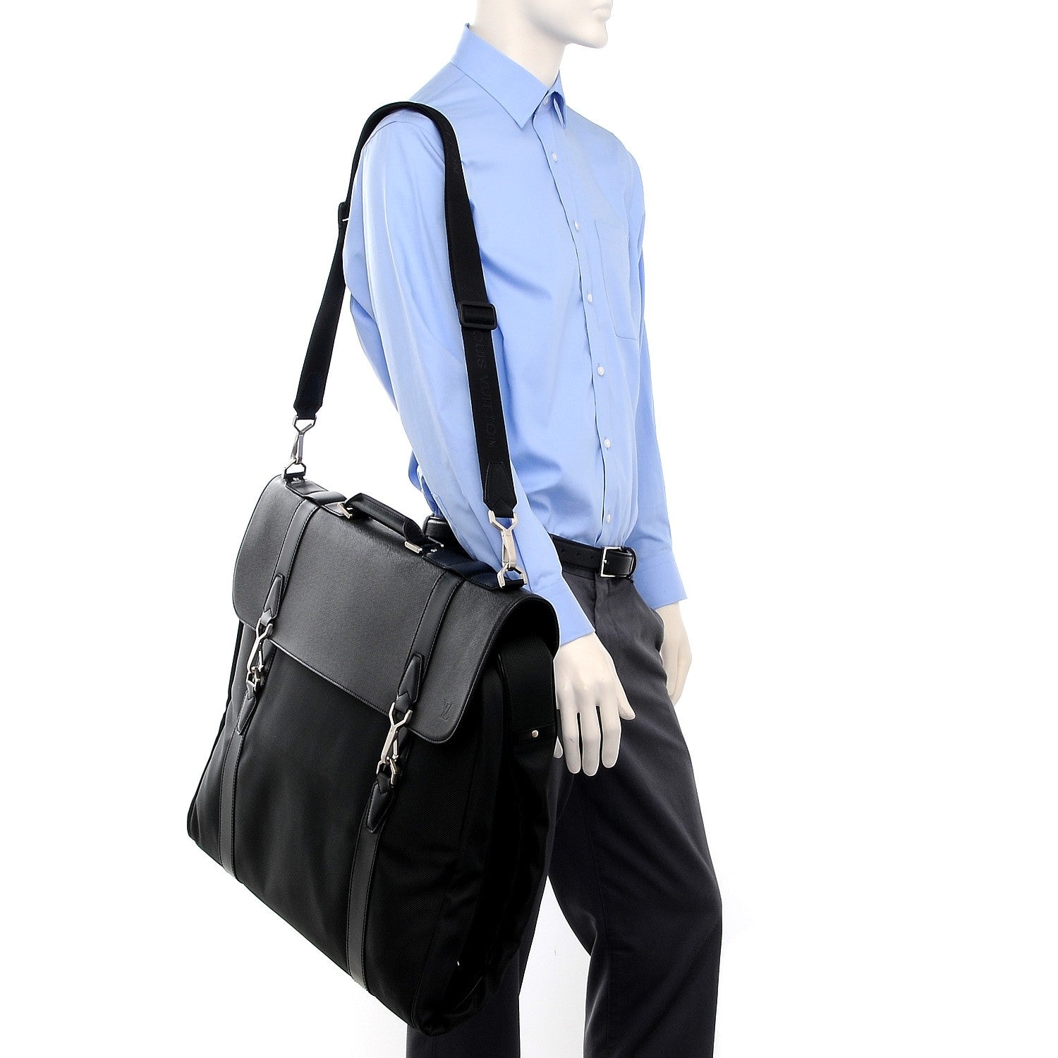 Louis Vuitton Taiga Portable Gibeciere Ardoise 2 of 7