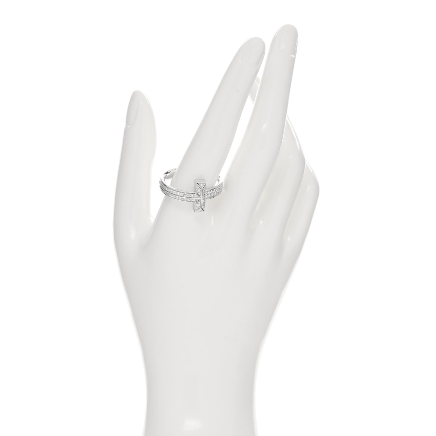 18K White Gold Diamond T T1 Wide Ring 67 11.75