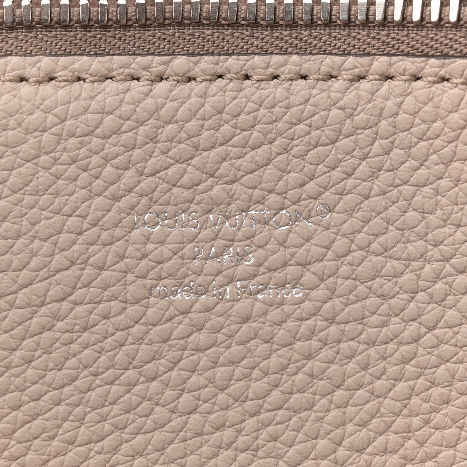 Louis Vuitton Mahina Bella Tote Galet 7 of 10