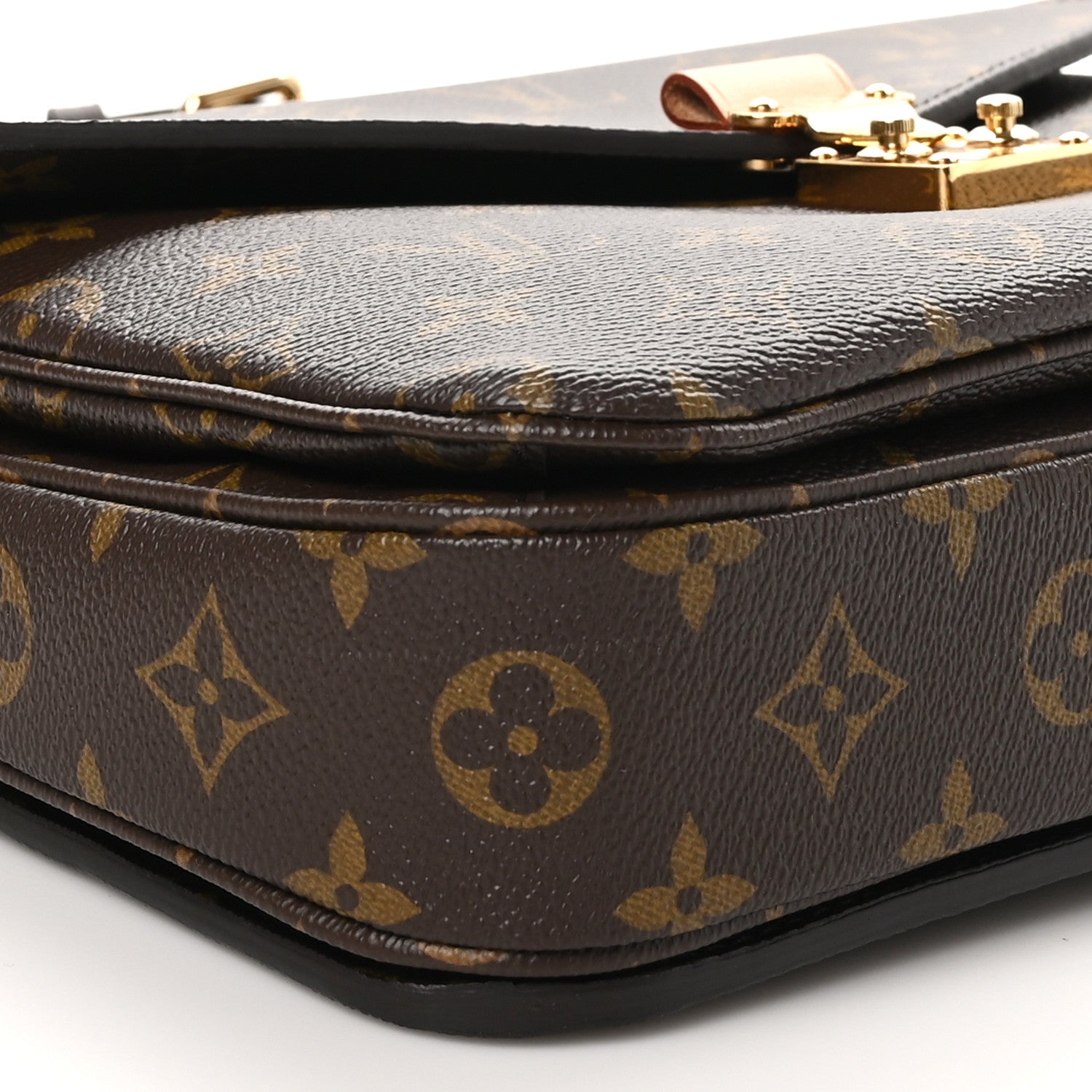 Louis Vuitton Monogram Pochette Metis 8 of 9