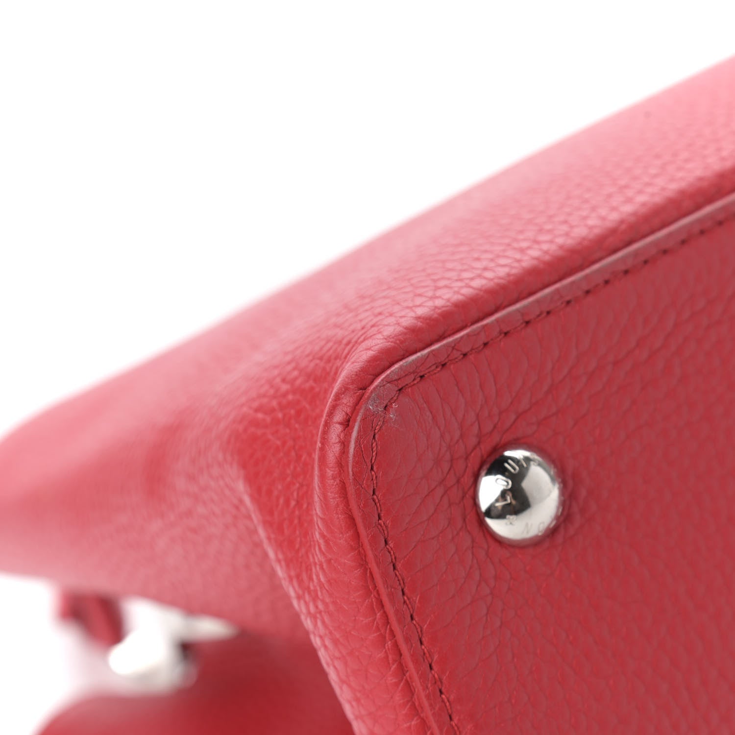 Louis Vuitton Taurillon Capucines MM Rubis 8 of 13