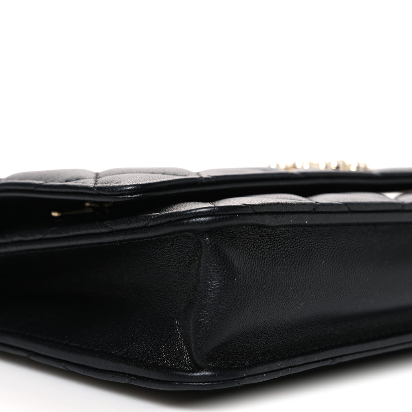 Lambskin Quilted Pearl CC Wallet on Chain WOC Black