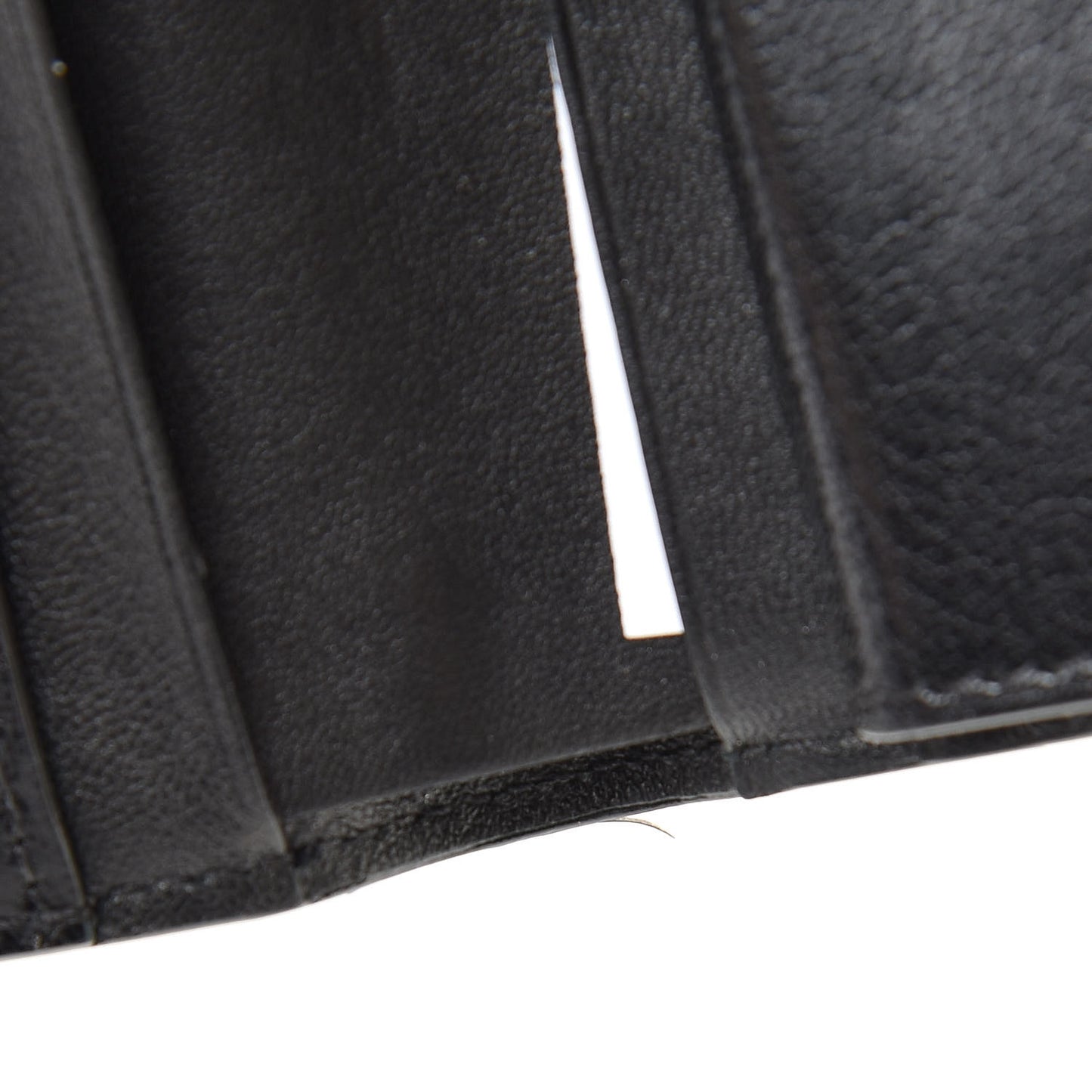 Goatskin Diamond Quilted GV3 Medium Wallet Black