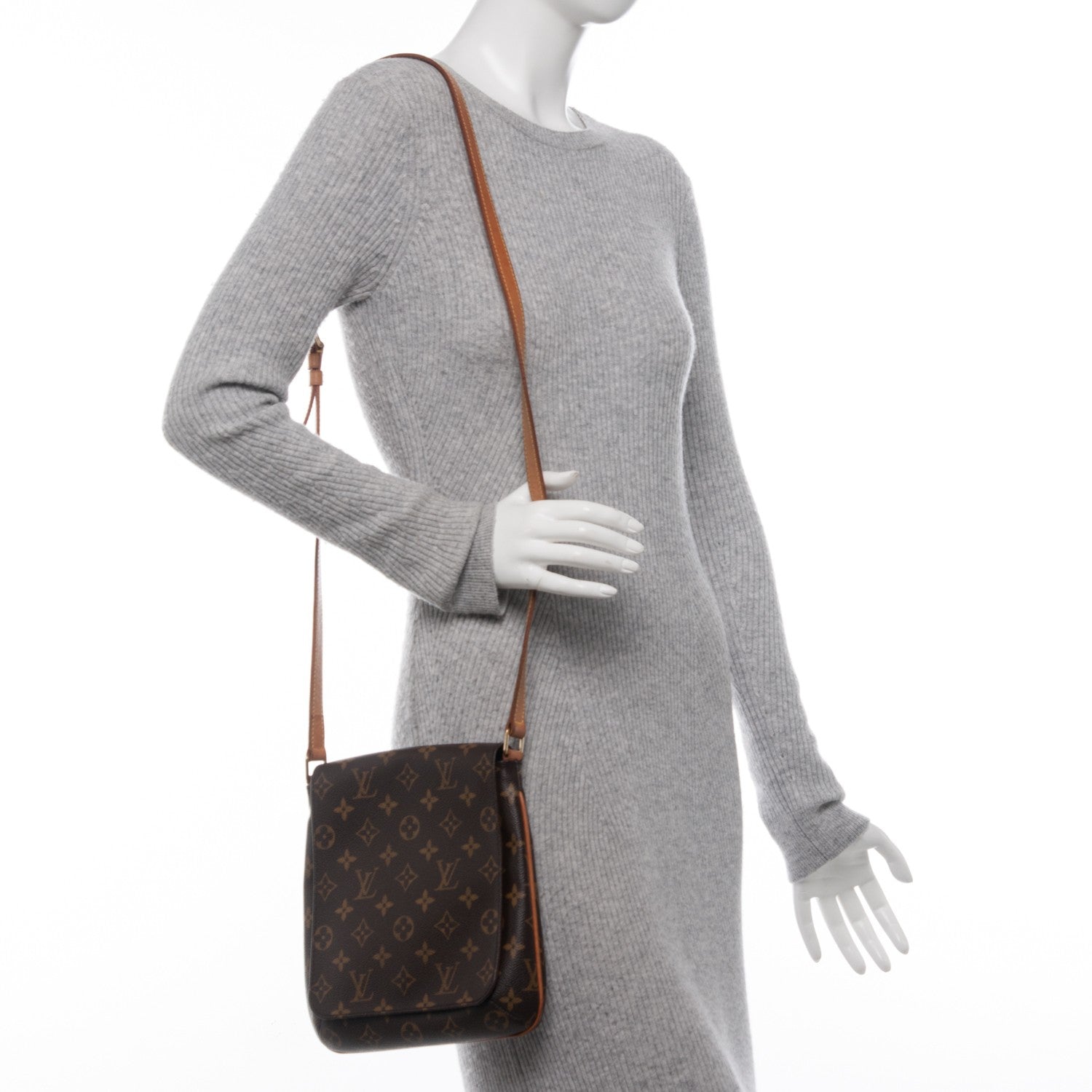 Louis Vuitton Monogram Musette Salsa 2 of 8