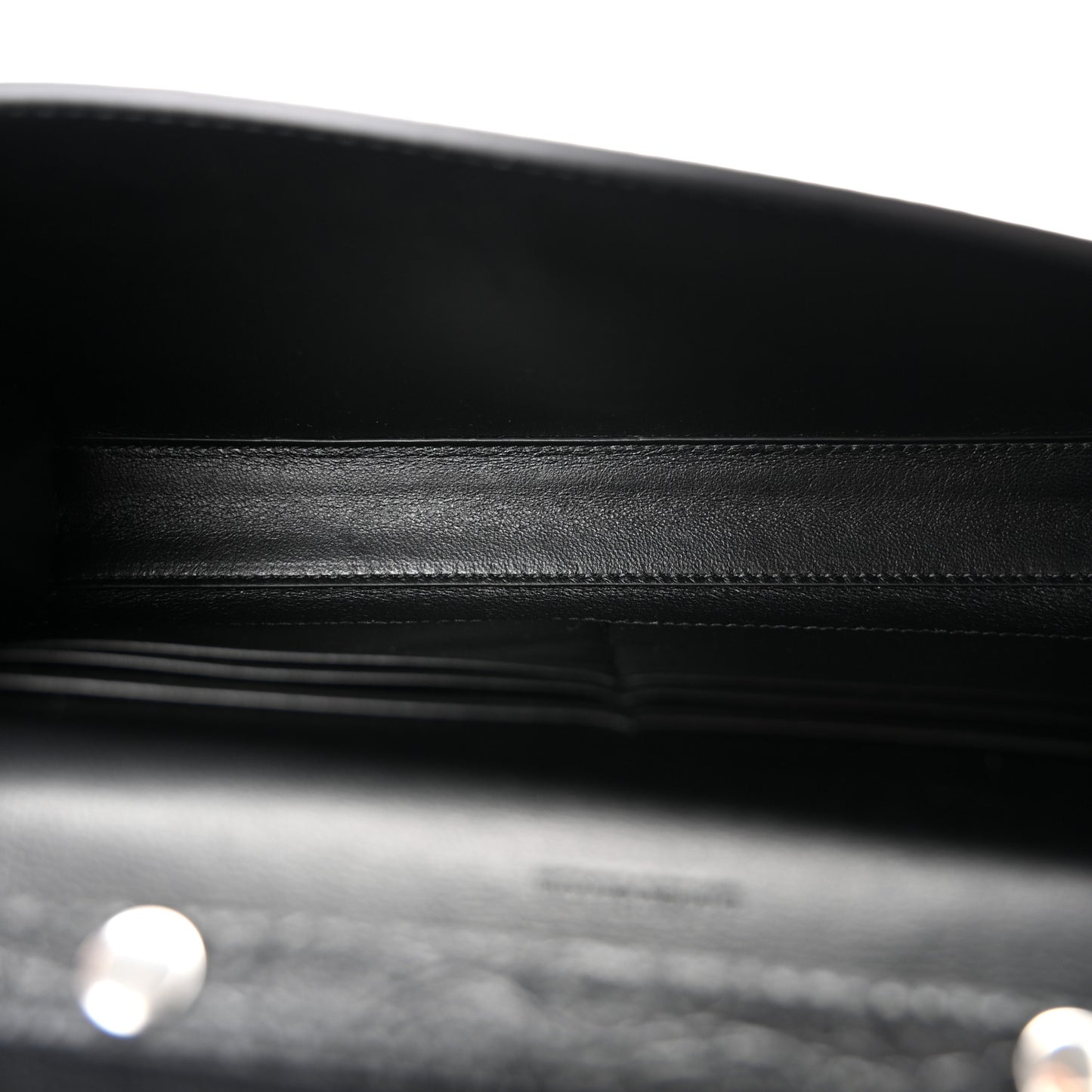 Crocodile Embossed Calfskin Classic Silver Hardware Le City Wallet On Chain Black