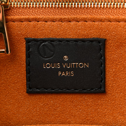 Louis Vuitton Empreinte Monogram Giant Onthego MM Black 6 of 9