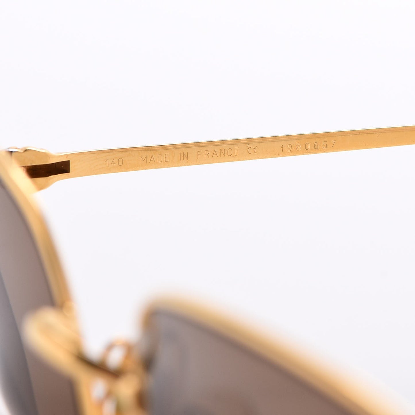 Oval Sunglasses 140 Gold