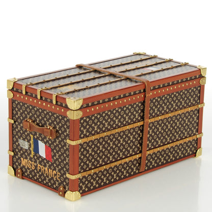 Louis Vuitton Miss France Trunk Paperweight 3 of 7