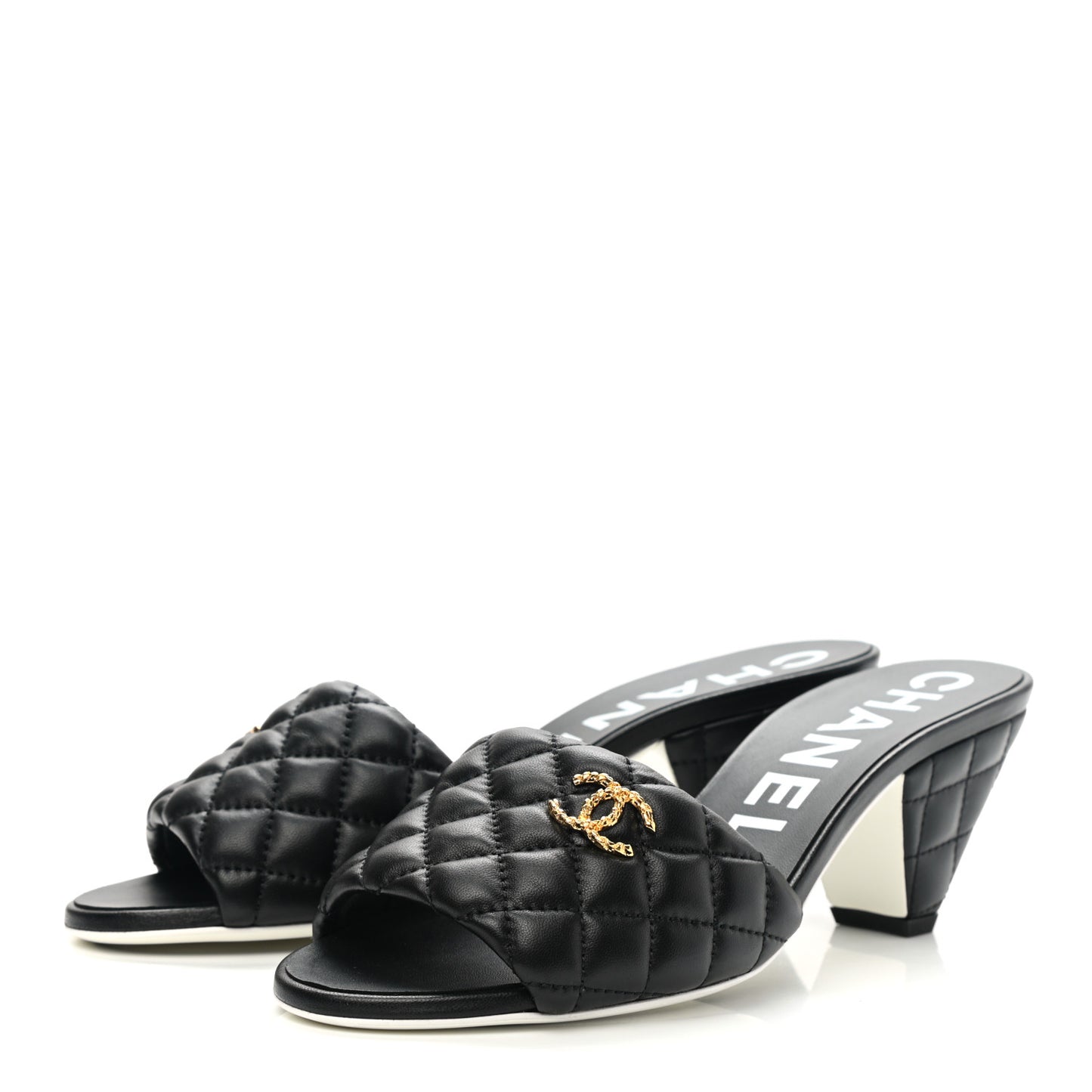 Lambskin Quilted Textured CC Mules 39 Black