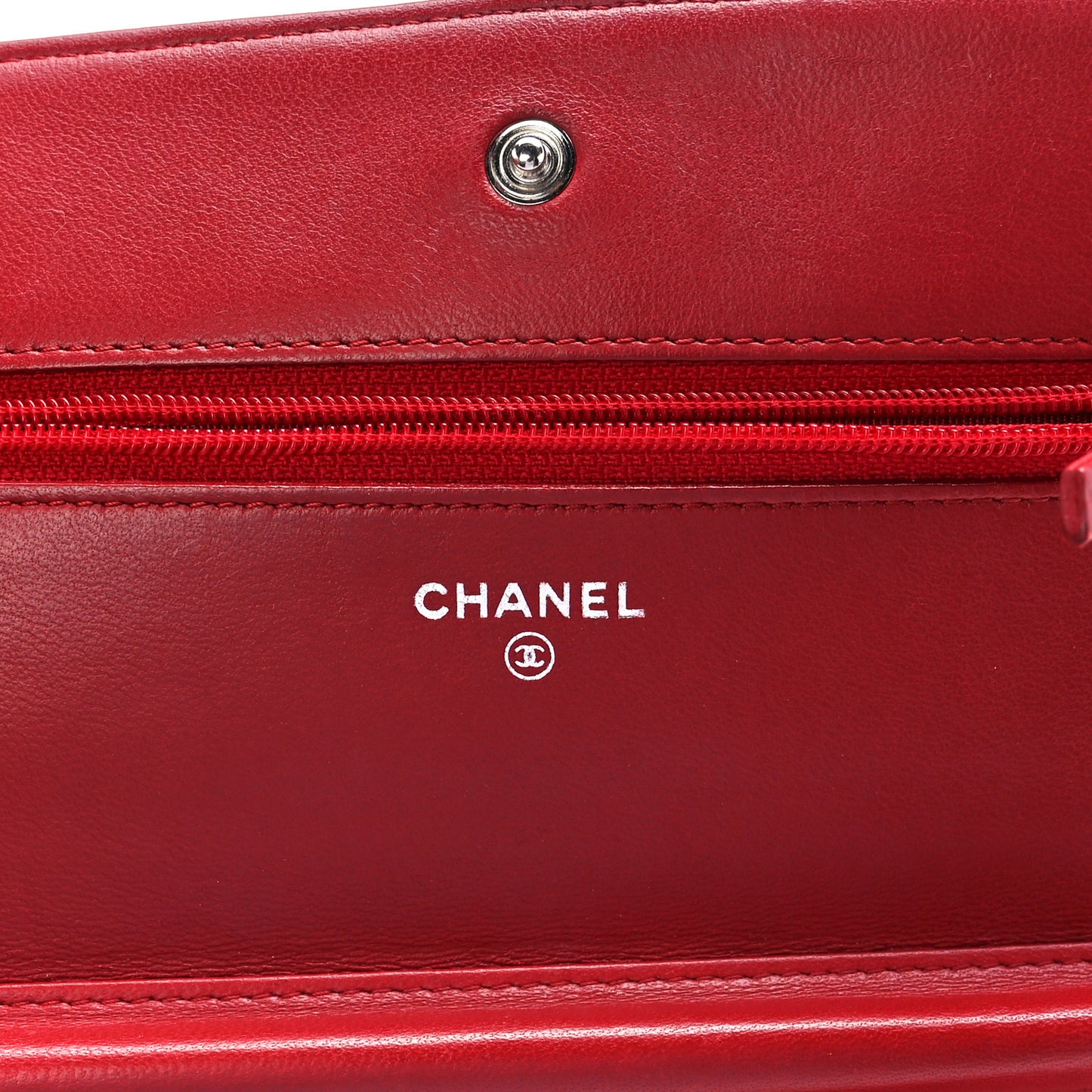Lambskin Quilted Wallet On Chain WOC Red