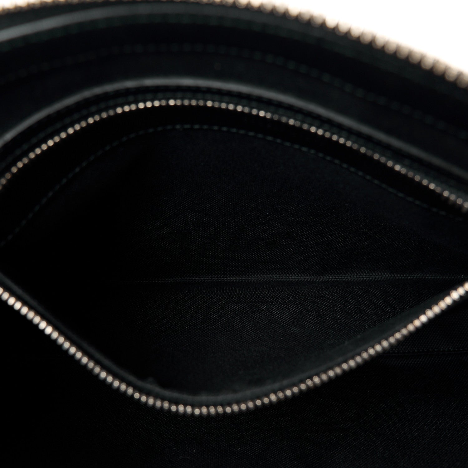 Gucci Monogram Jumbo GG Textured Dollar Calfskin Wristlet Messenger Bag Black 6 of 12