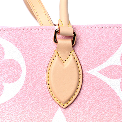 Louis Vuitton Monogram Giant By The Pool Onthego GM Light Pink 12 of 13