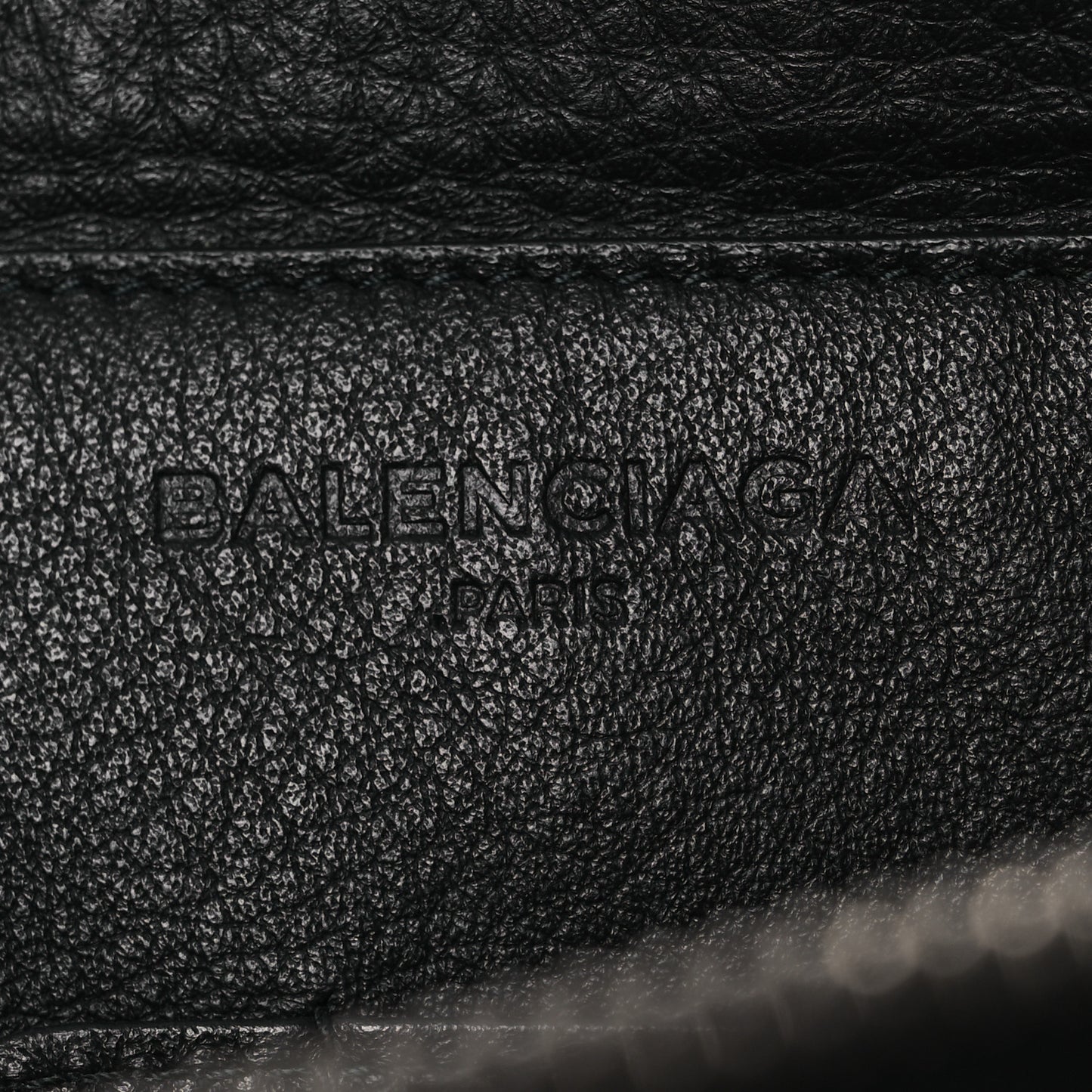 Calfskin Papier Belt Bag Black