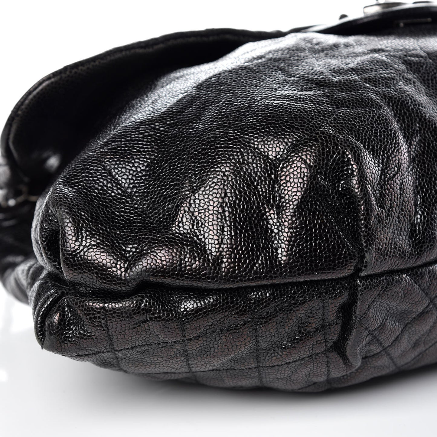 Crumpled Caviar Quilted Maxi Elastic Flap Black