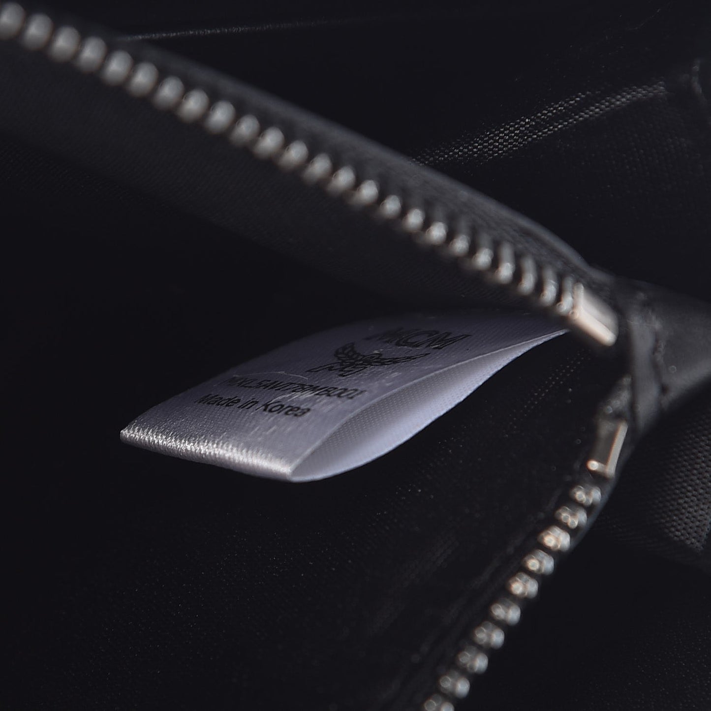 Galaxy Visetos Large Zip Around Wallet