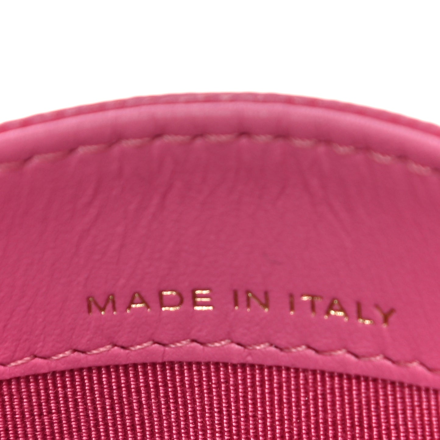 Caviar Quilted Card Holder Pink