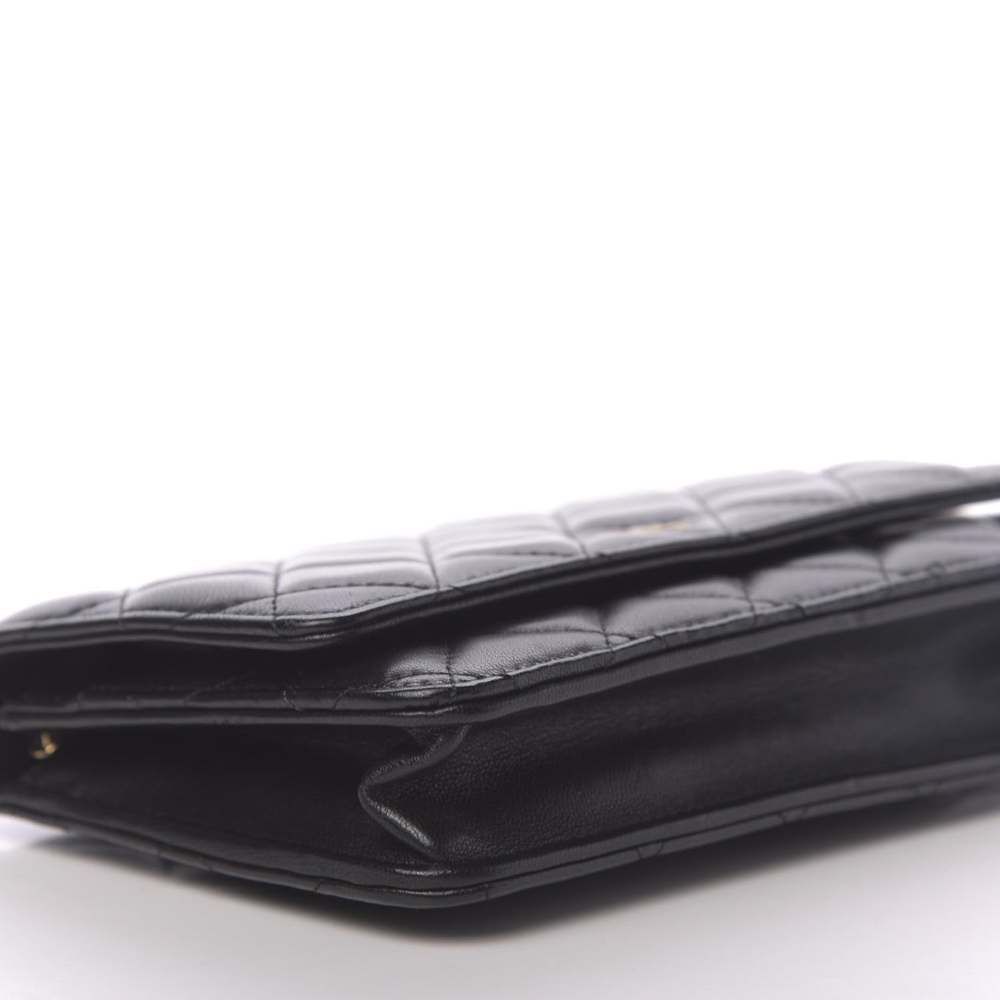 Lambskin Quilted Wallet On Chain WOC Black