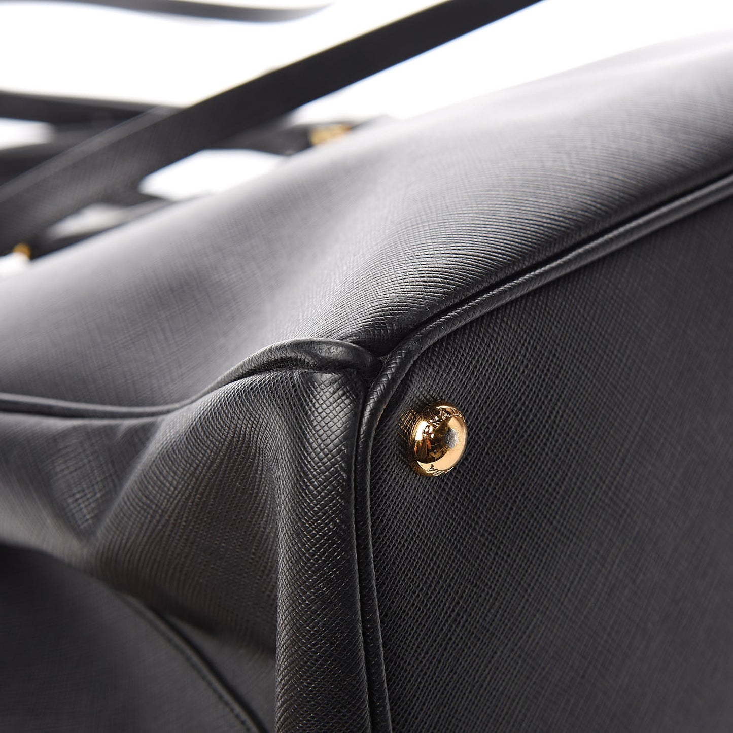 Saffiano Large Galleria Double Zip Tote Black