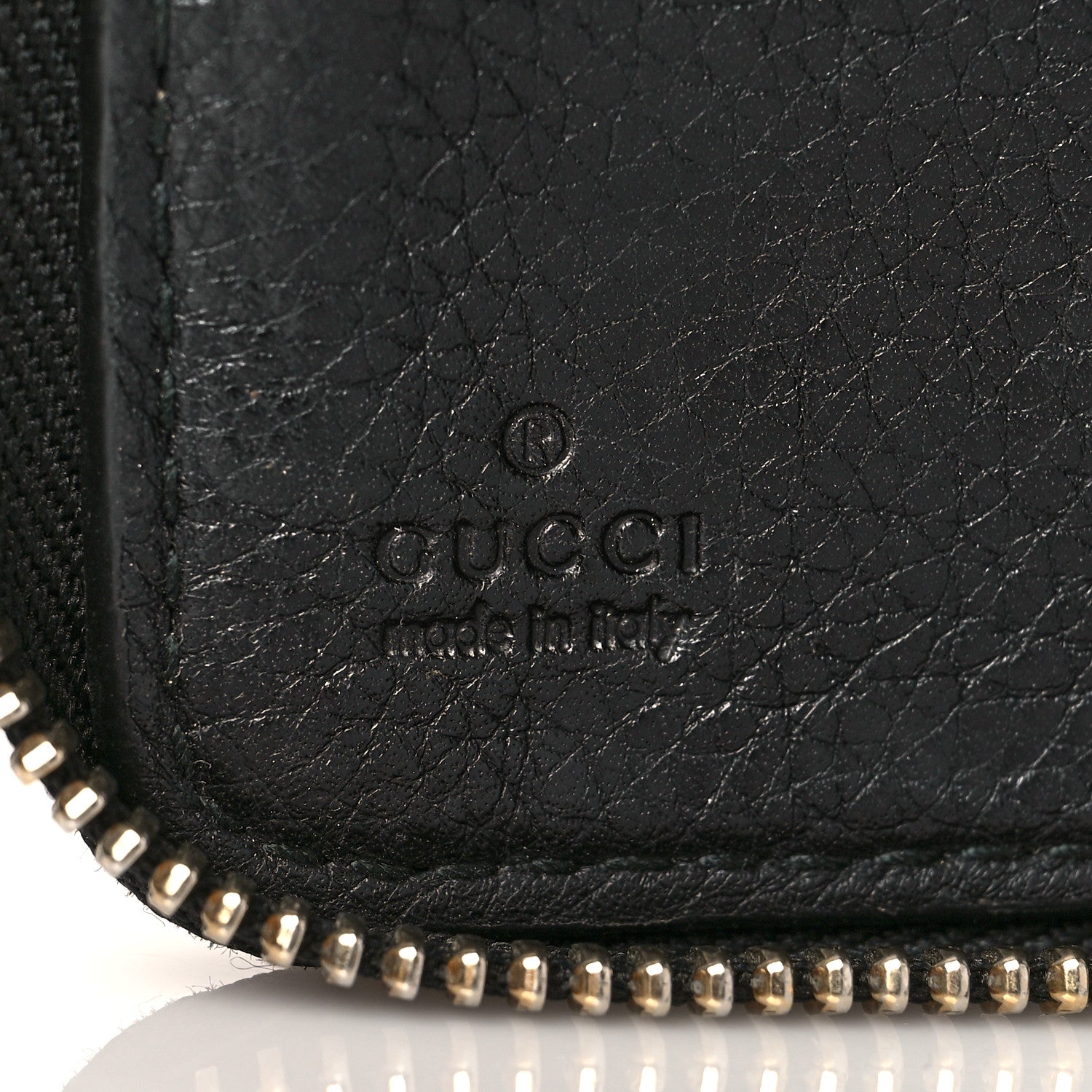 Gucci Pebbled Calfskin Soho Zip Around Wallet Black 6 of 10