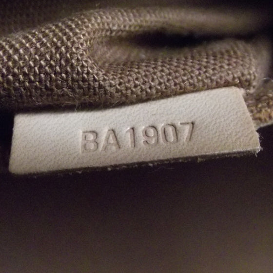 Monogram Alma