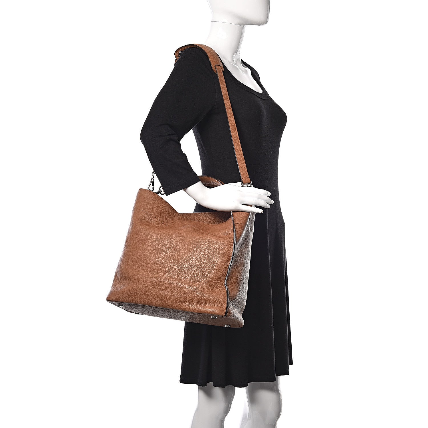 Fendi Cuoio Romano Selleria Large Anna Bucket Bag Mou 2 of 11