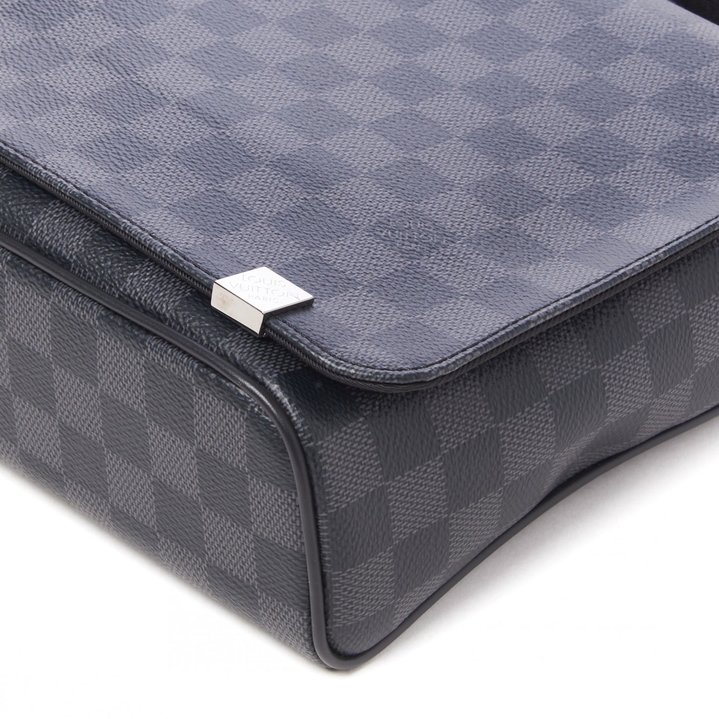 Damier Graphite District PM