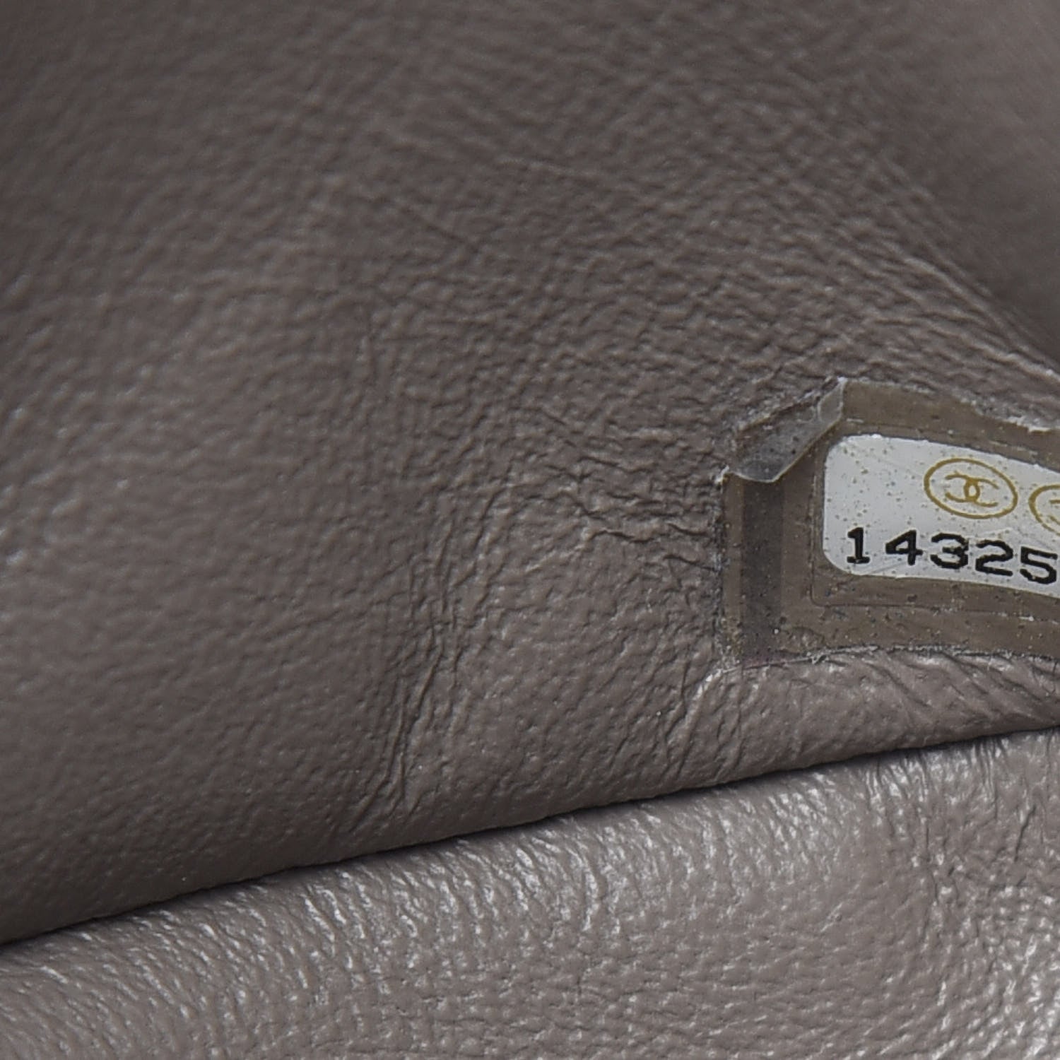 Chanel Caviar Quilted Jumbo Double Flap Light Grey 9 of 13