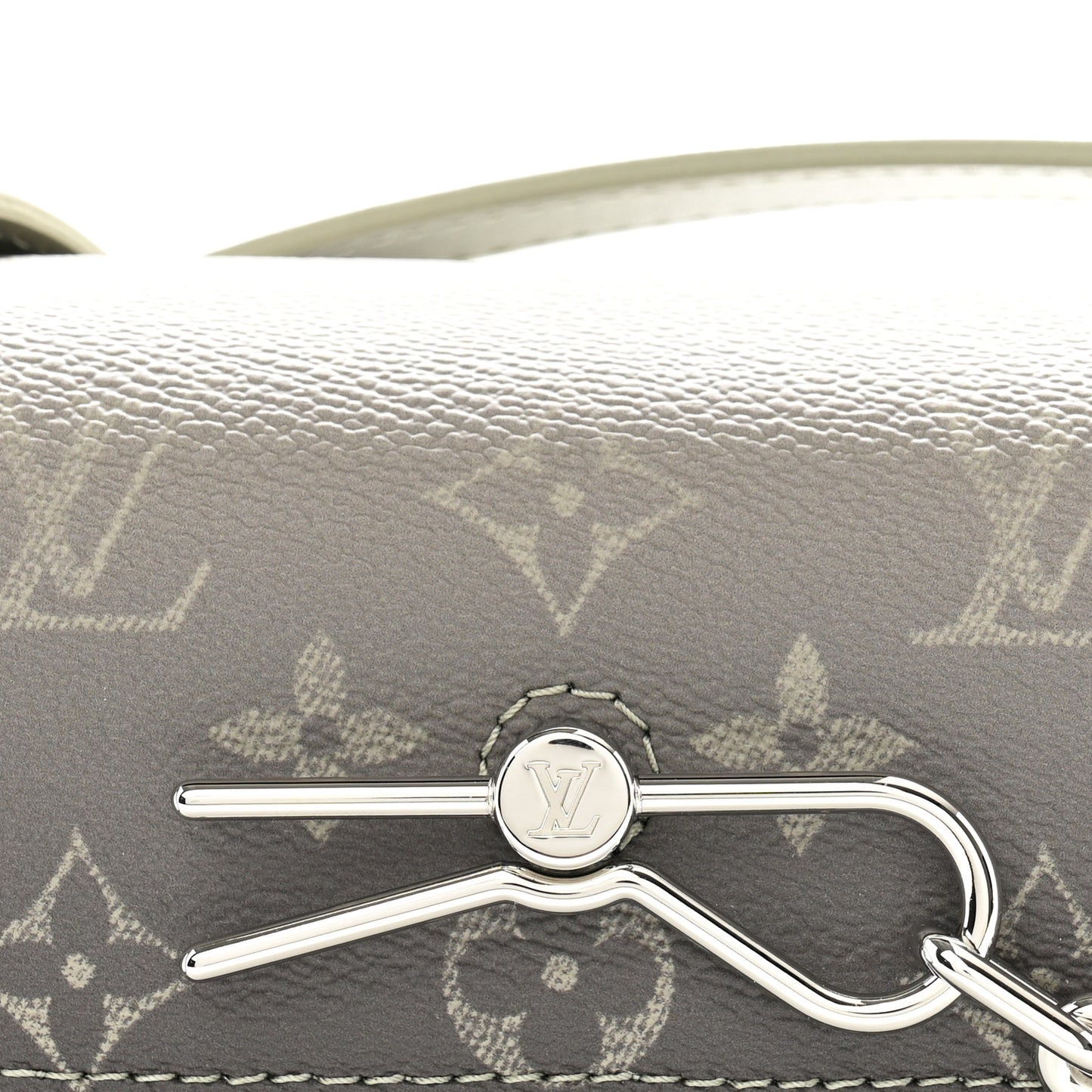 Monogram Gradient Steamer Wearable Wallet Khaki Green