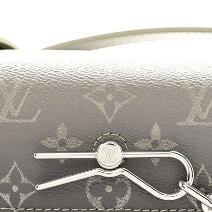 Louis Vuitton Monogram Gradient Steamer Wearable Wallet Khaki Green 7 of 10