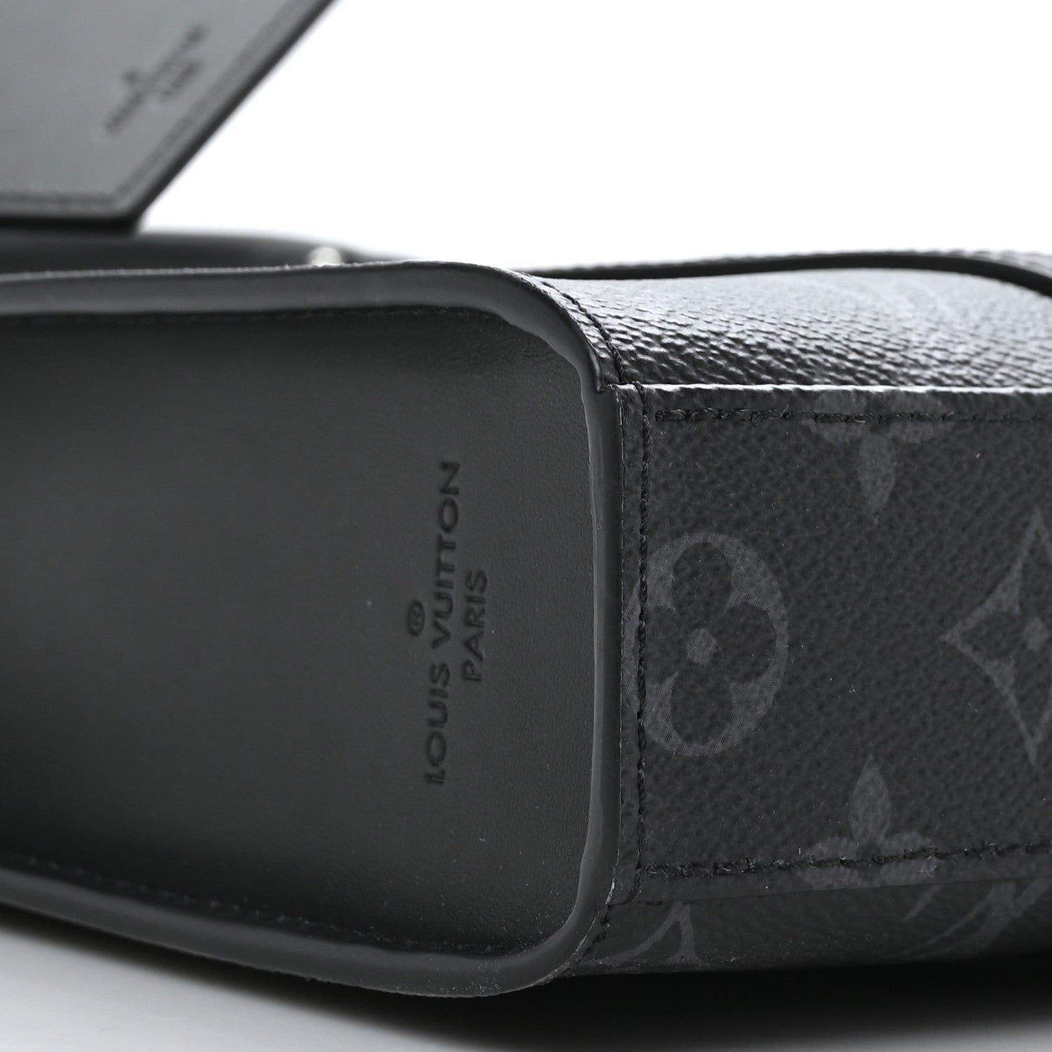 Louis Vuitton Monogram Eclipse Sac Plat Cross 7 of 8