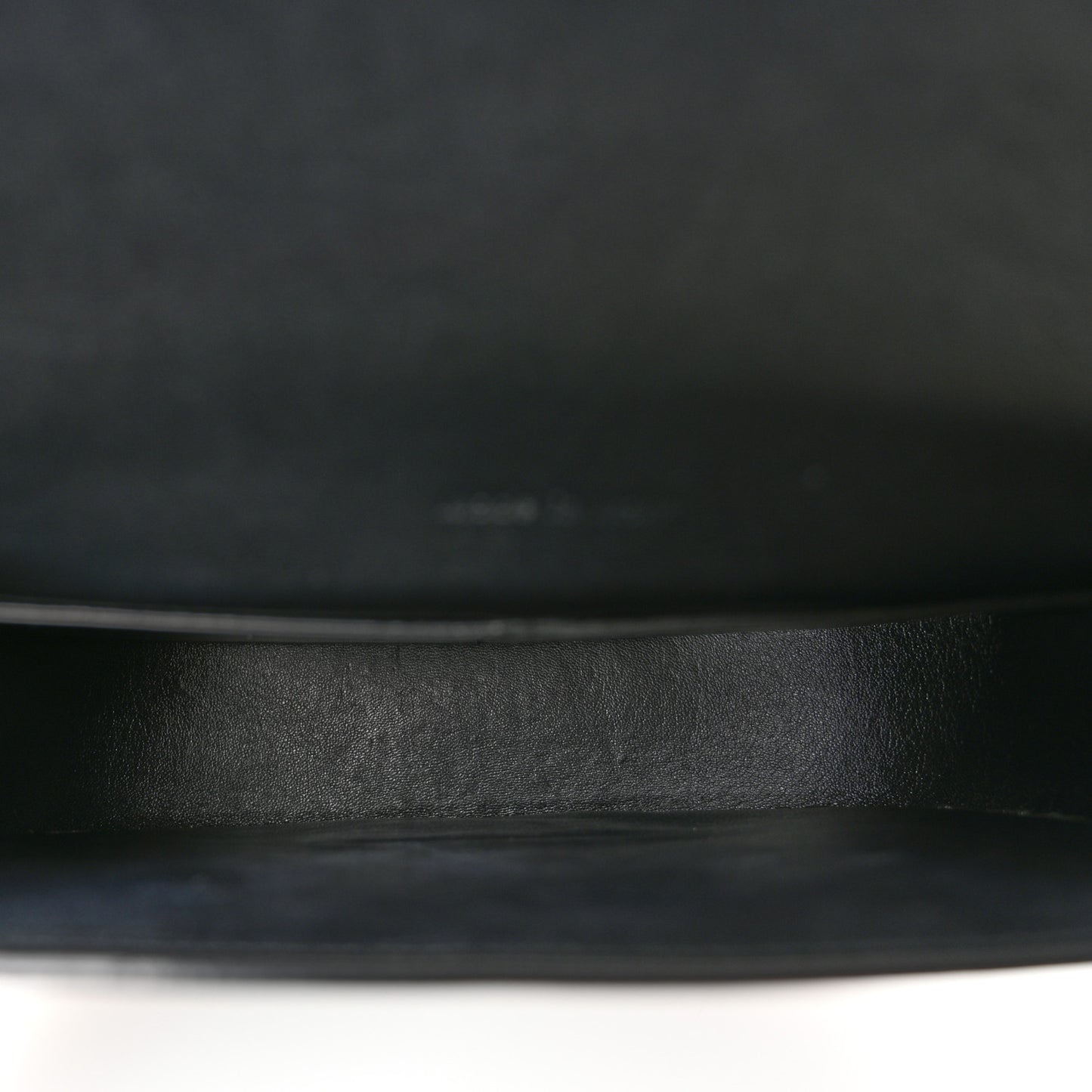 Grained Calfskin Compact Trotteur Black