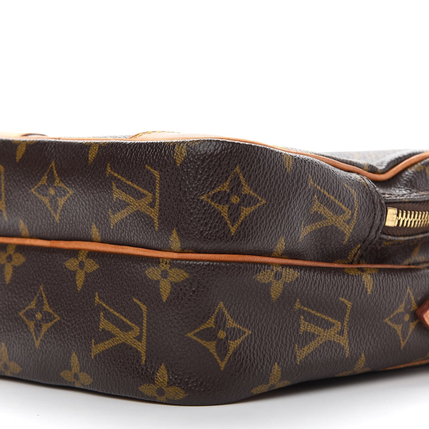 Monogram Amazone