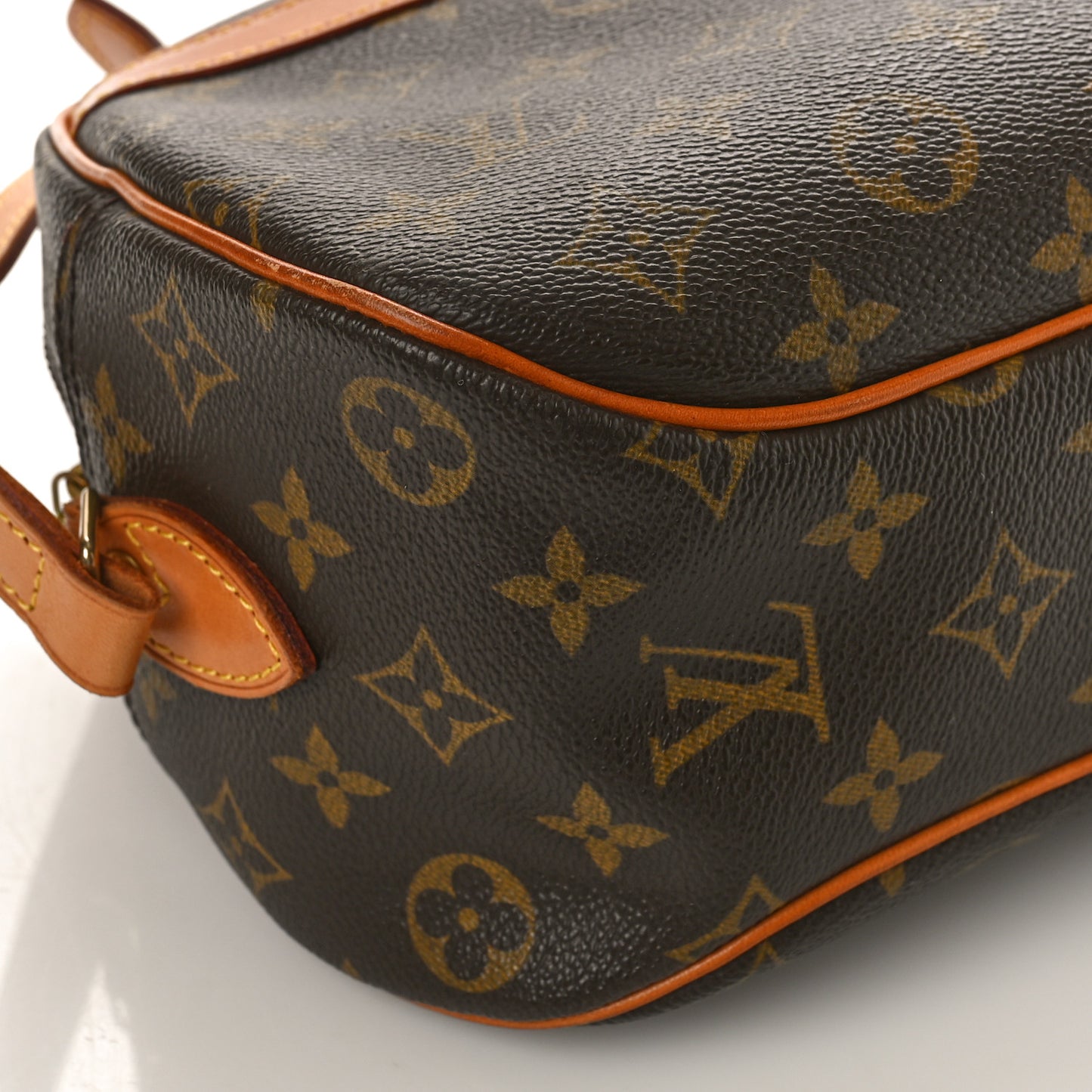Monogram Blois