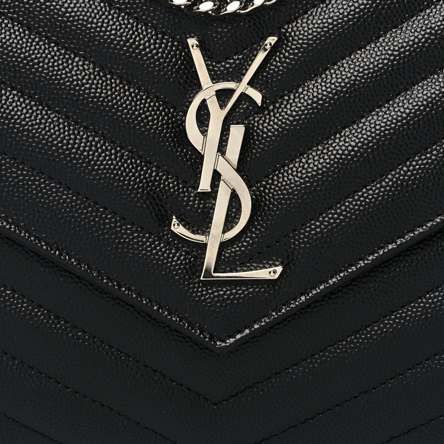 Grain De Poudre Matelasse Chevron Monogram Chain Wallet Black