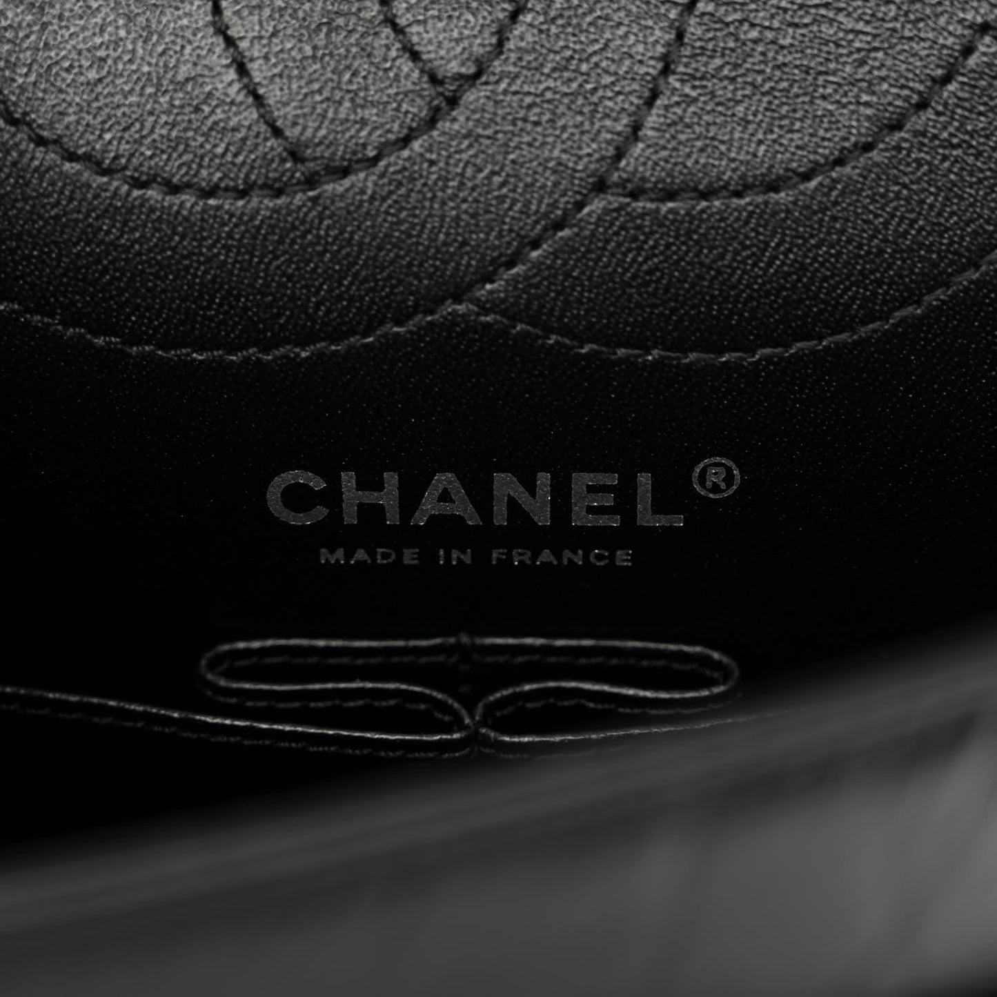 Aged Calfskin Chevron Quilted 2.55 Reissue 225 Flap So Black
