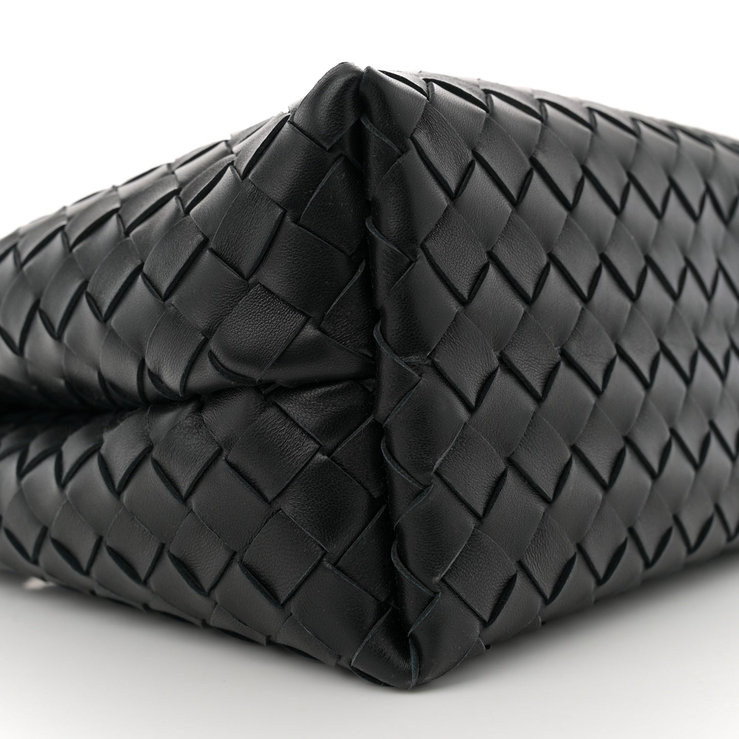 Nappa Intrecciato Medium Andiamo Shoulder Bag Black