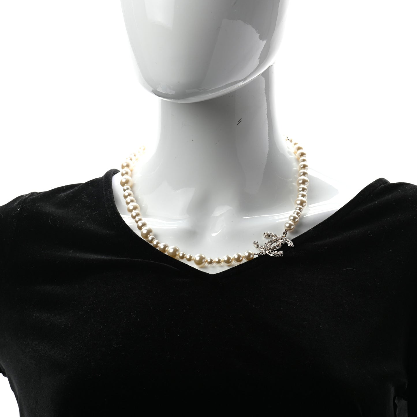 Pearl Crystal CC Camellia Short Necklace Gold