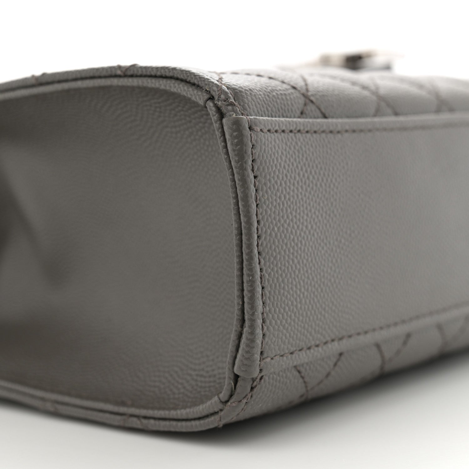 Saint Laurent Grain De Poudre Textured Mixed Matelasse Large Triquilt Monogram Satchel Earth 9 of 10