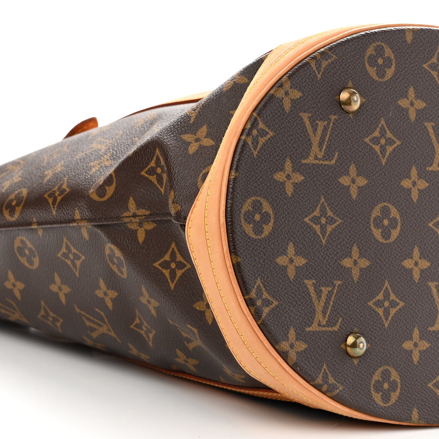 Monogram Bucket 27