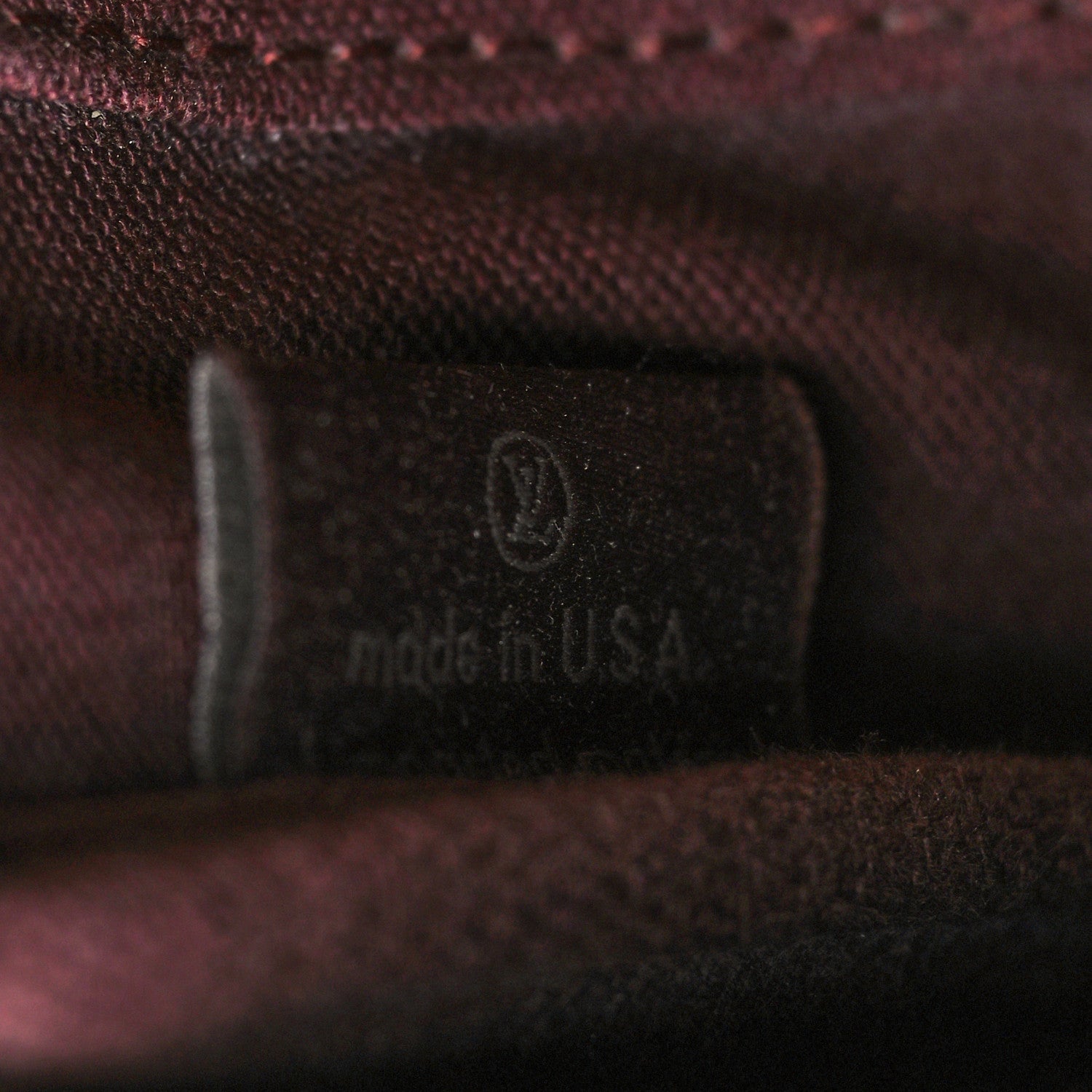 Louis Vuitton Monogram Favorite PM 7 of 7