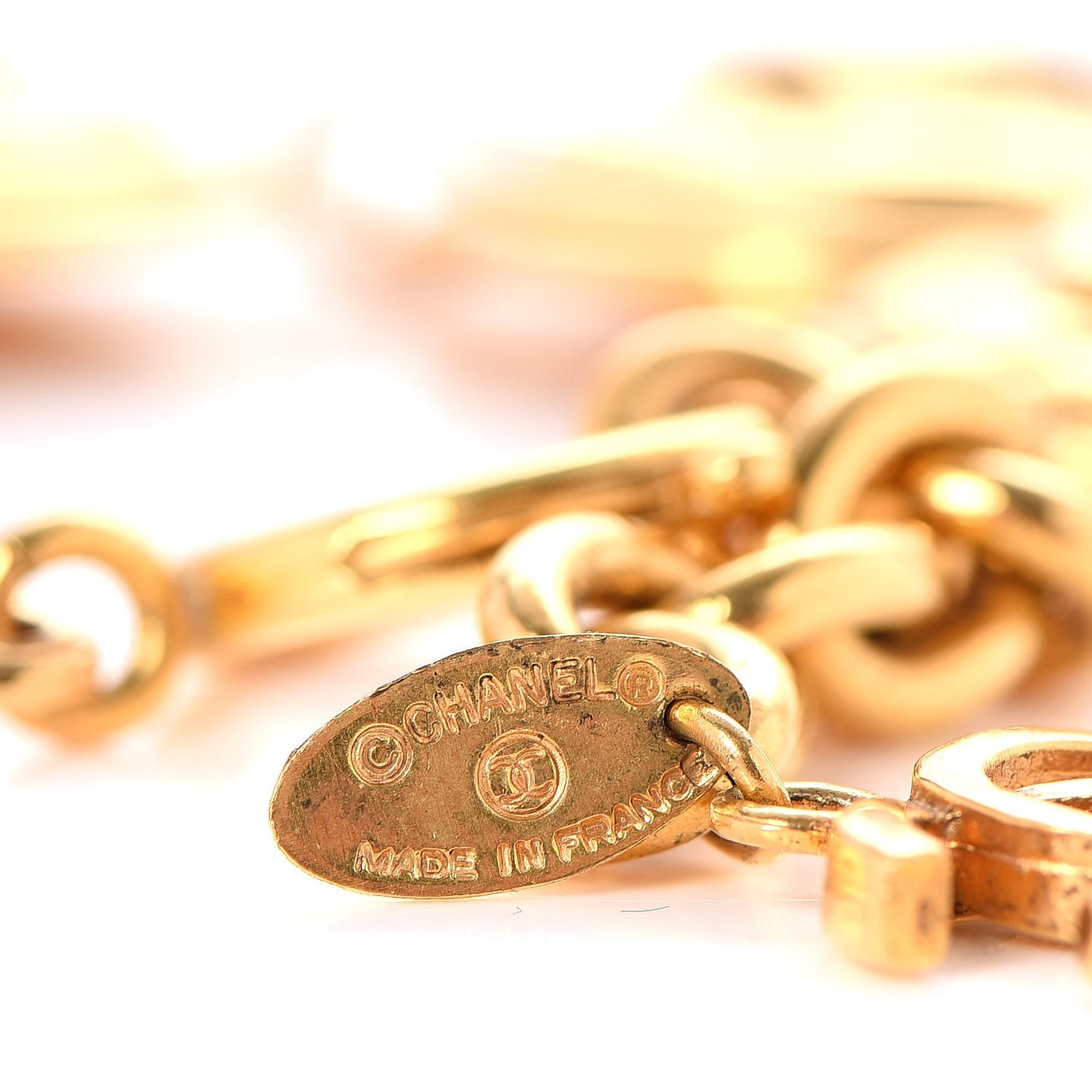 CC Medallion Bracelet Gold