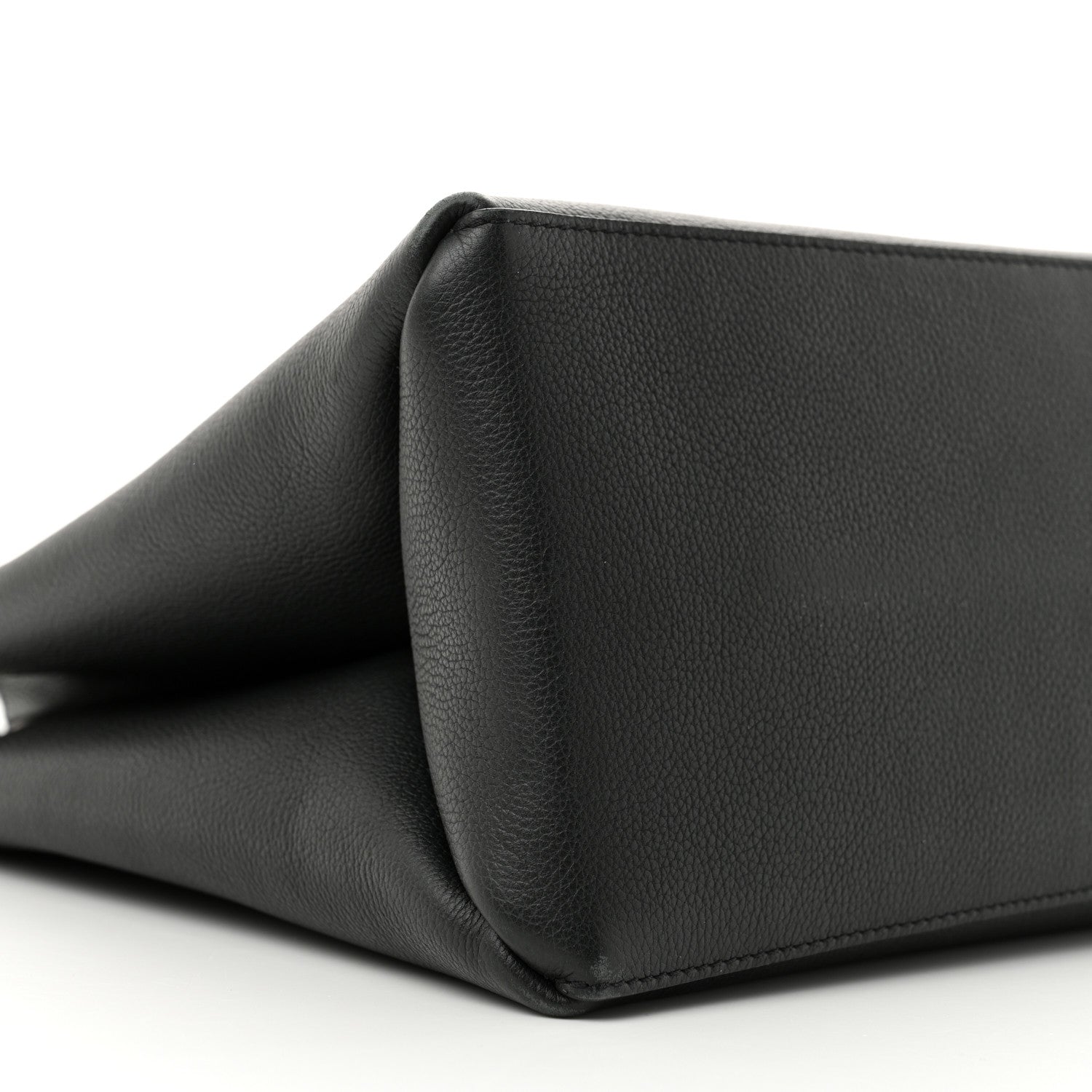 Louis Vuitton Grained Calfskin Lockme Shopper Black 9 of 12