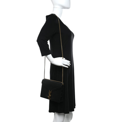 Saint Laurent Grain De Poudre Monogram Cassandra Clasp Bag Black 2 of 9