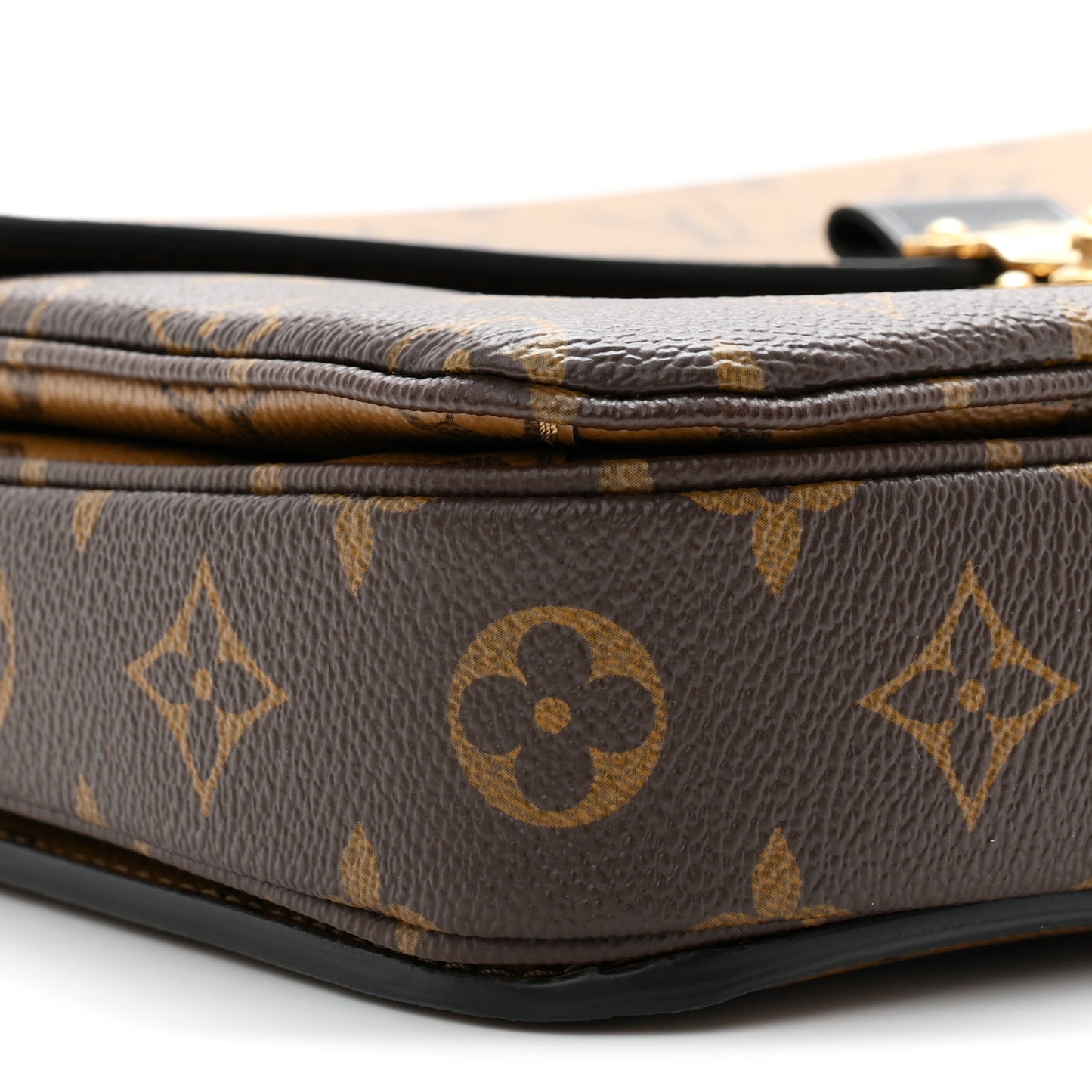 Reverse Monogram Pochette Metis