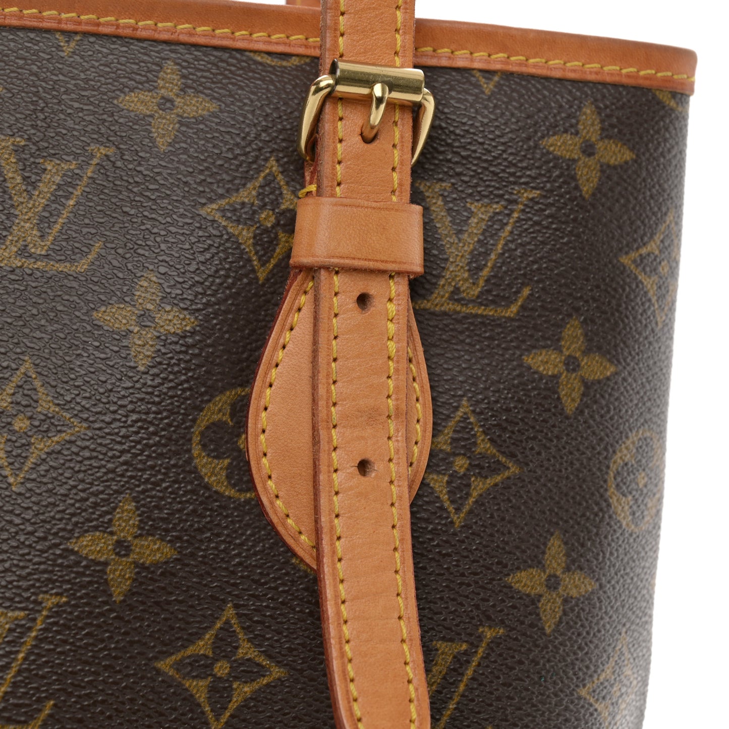 Monogram Petit Bucket 23