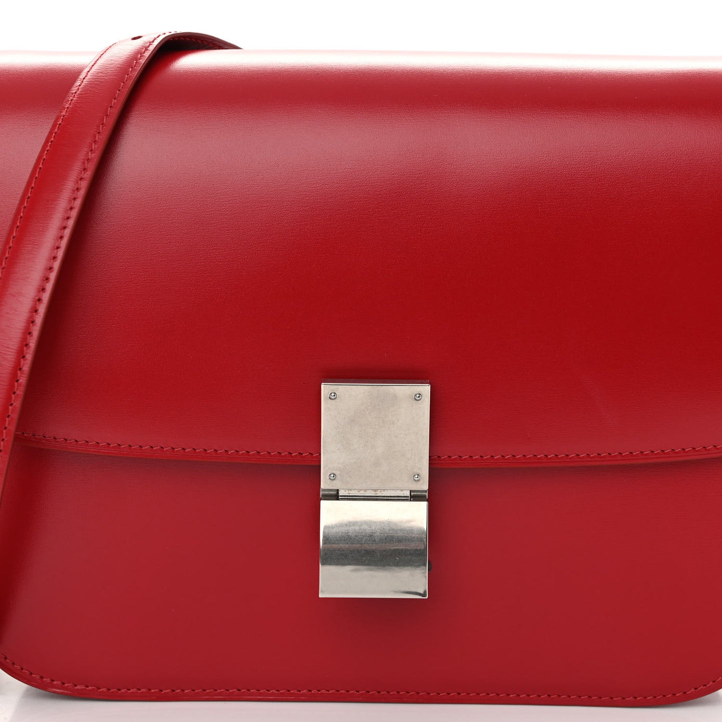 Box Calfskin Medium Classic Box Flap Bag Red